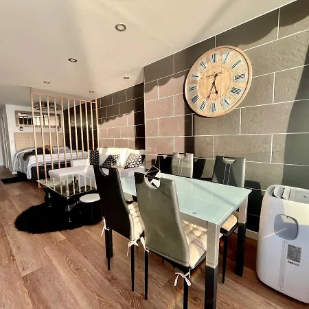 Apartment Beachfront Don Paco Studio